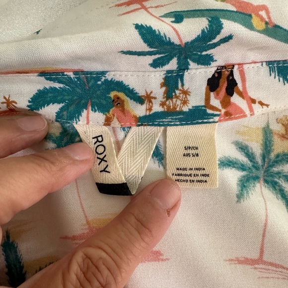 Roxy Remind to Forget Women’s Button Up Shirt - Picture 7 of 7